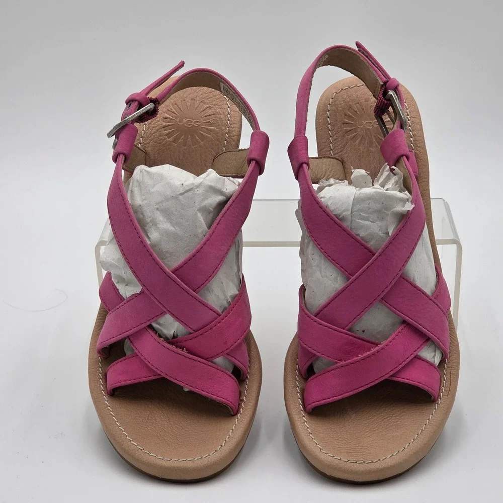 UGG Womens 7 Gaiana‎ Strappy Wedge Sandals Pink Leather Upper Summer